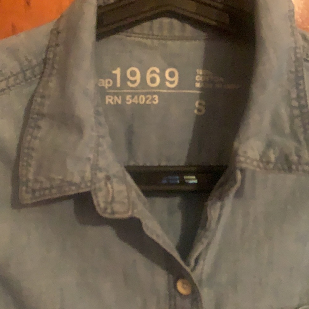 Gap Button-Down Shirt. - image 2